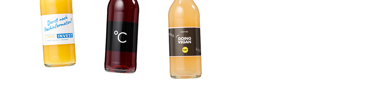 Flasche Apfelsaft mit eigenem Etikett und Logo