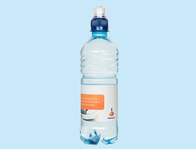 Flaschen Quellwasser mit Ihrem eigenen Etikett- und Logo-Aufdruck
