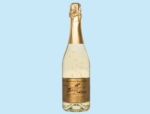 Goldsekt mit Etikett 75 cl.