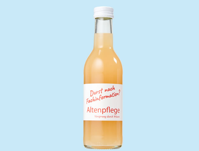 Flasche Apfelsaft mit Logo 2