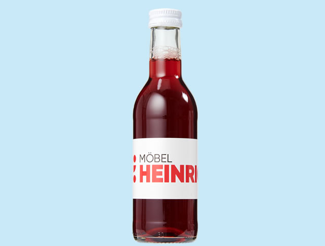 Flasche Fruchtsaft Apfel-Kirschen mit bedruckt Etikett 1